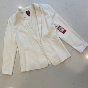 Vince Camuto Ivory Blazer